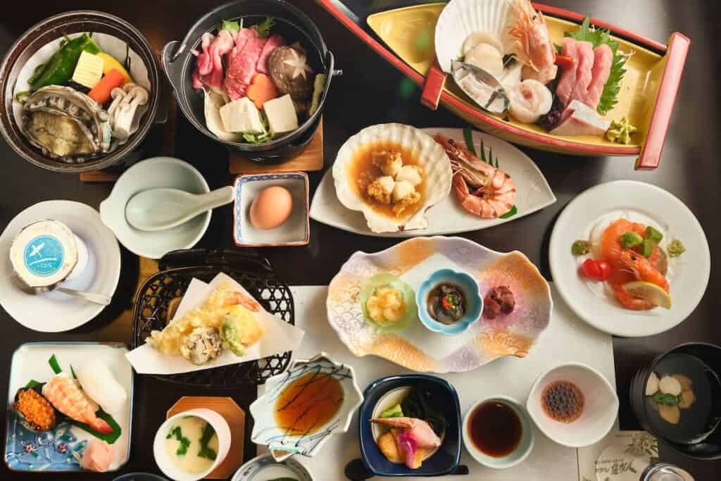 trafitional  Japanese kaiseki meal in hotel Ragaso