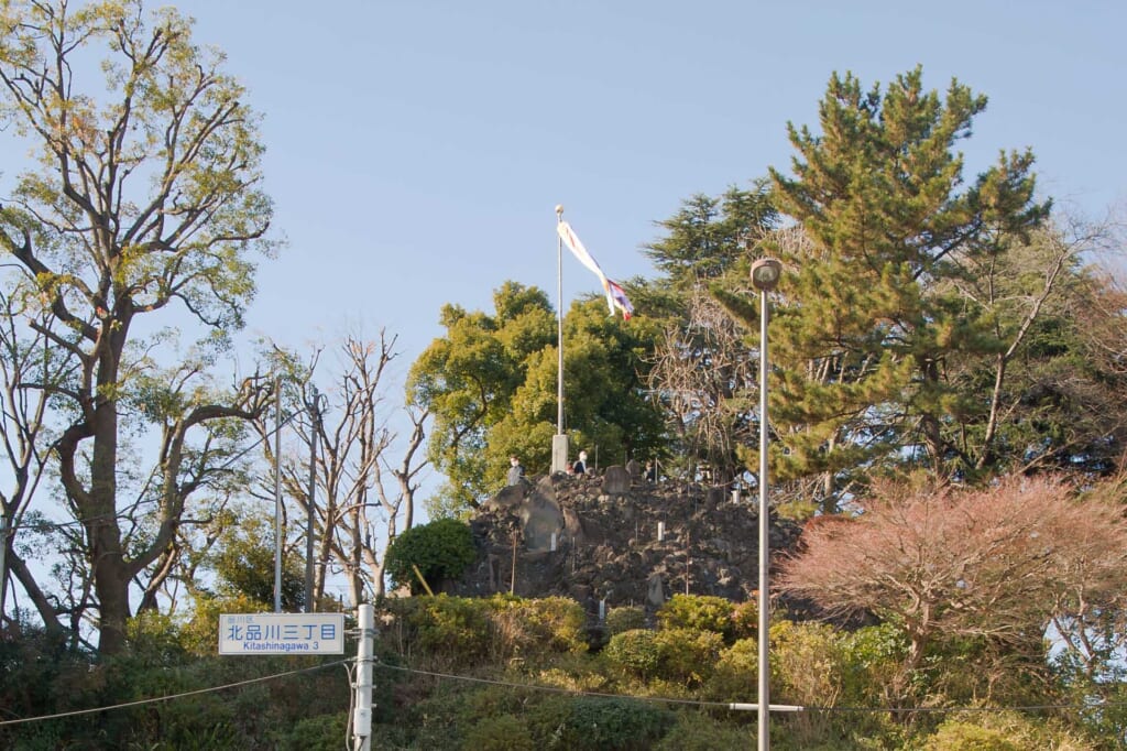 Fujizuka: The Story Behind Tokyo’s Hidden Mini Mount Fujis