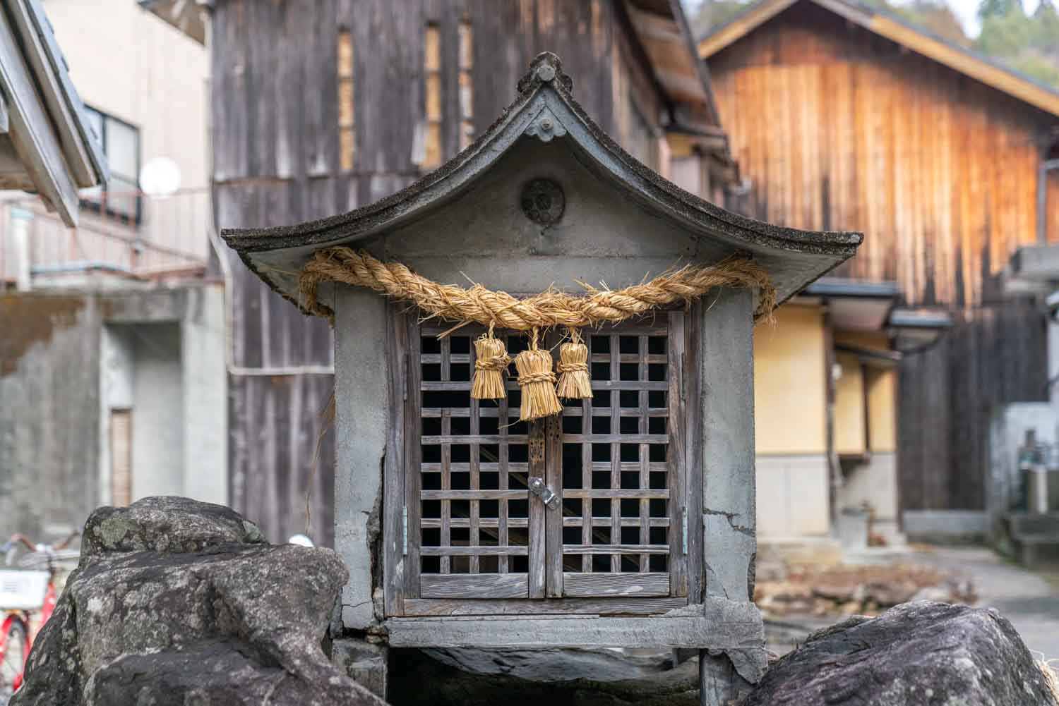 Small shrine on Ku Island