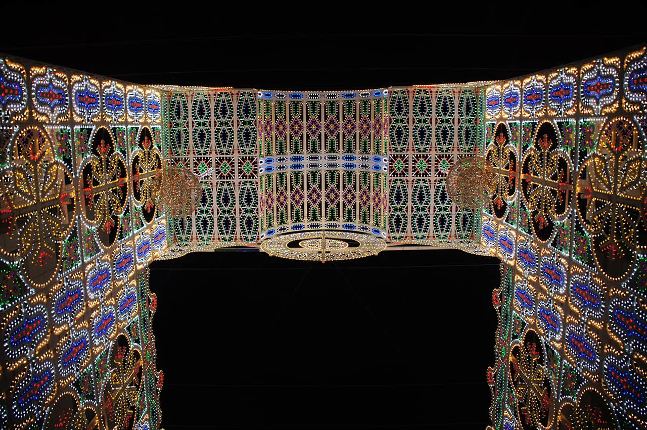 Kobe Luminarie arch, seen from below