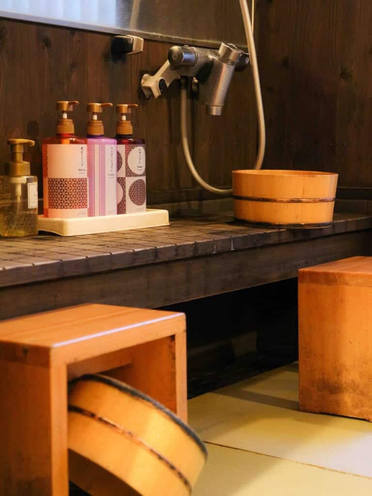 amenities inside the private hot springs room