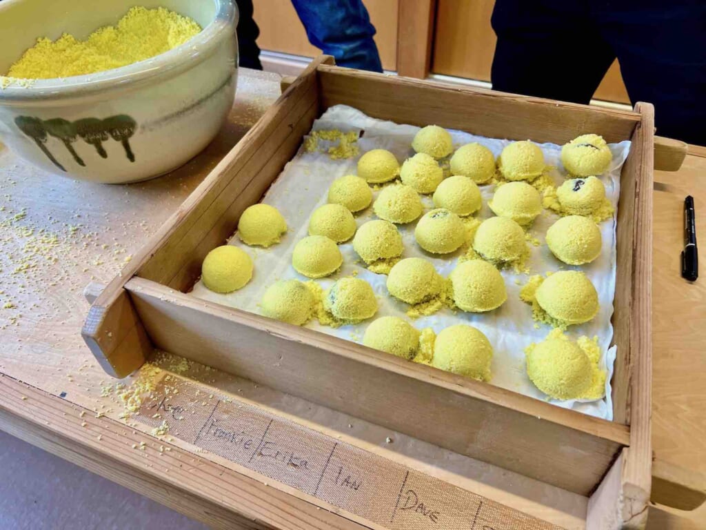 awamanju preparation at Ikoi-no-yakata Hotto in Yanaizu, Fukushima