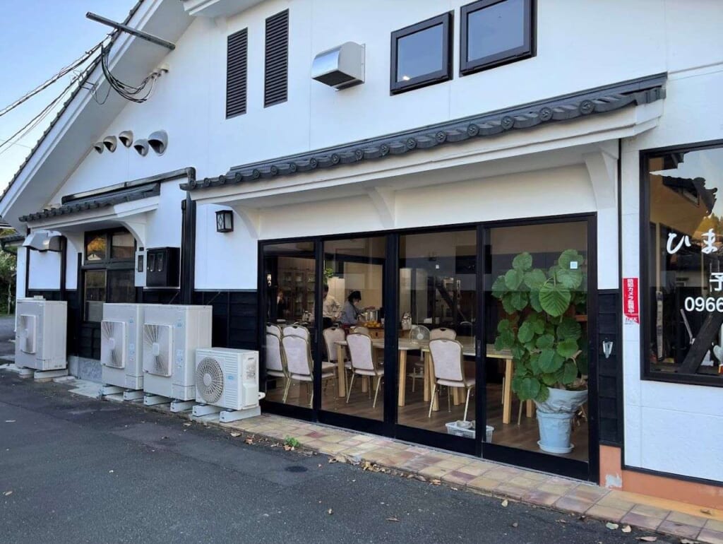 Building of Himawari-tei