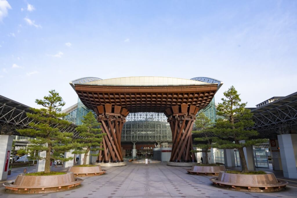 Ishikawa Station building
