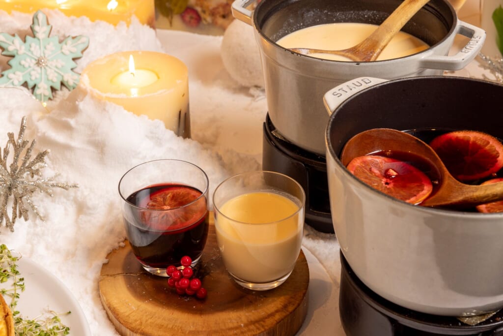 Eggnog and mulled wine at the Noël Blanc Afternoon Tea at Grand Hyatt Tokyo