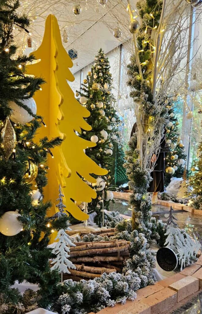 Christmas decorations at Grand Hyatt Tokyo