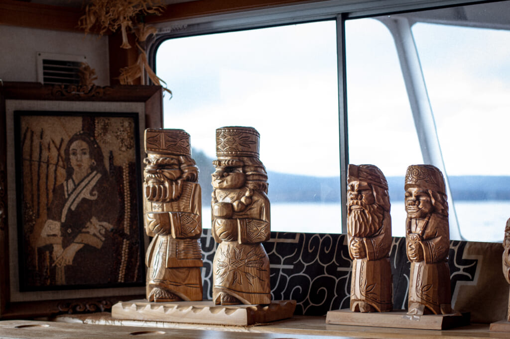 Ainu statues