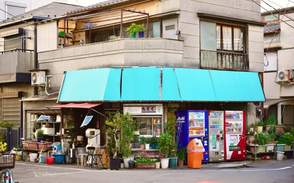 wide shot outside Zebura candy shop