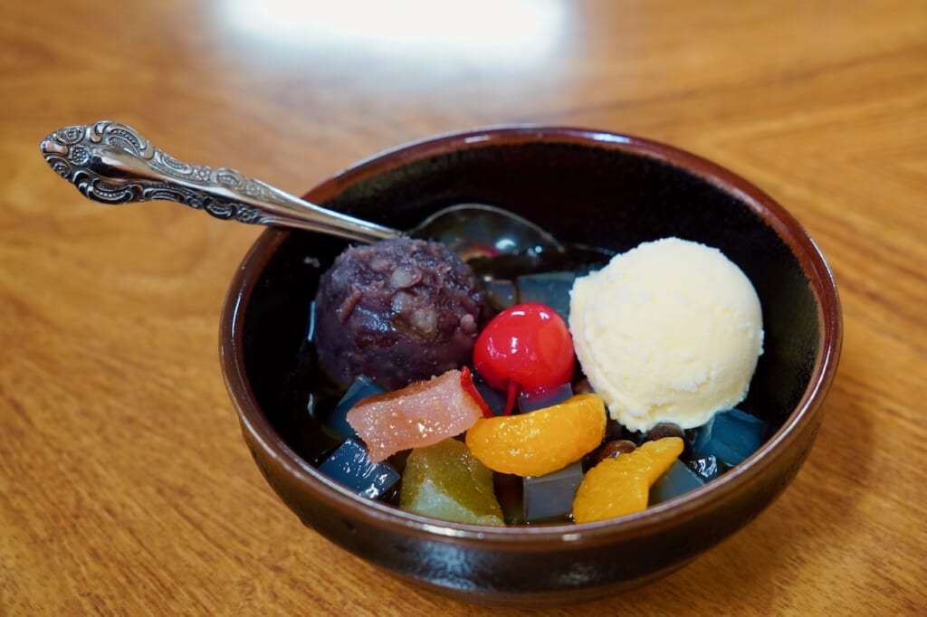 cream anmitsu at Kadoya