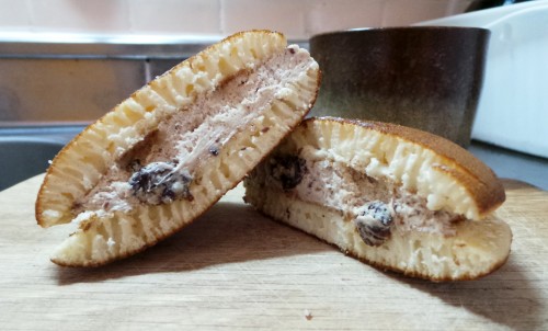 Nama-dorayaki rhum-raisin de la pâtisserie Sakae Futoshiro