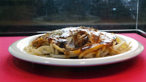 Plat Okonomiyaki Udon.