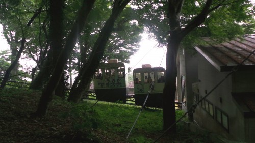 Monorail du parc aux singes de Takasakiyama, entre Beppu et Oita sur l'île de Kyushu