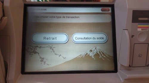 Tutoriel pour retirer de l'argent au Japon 