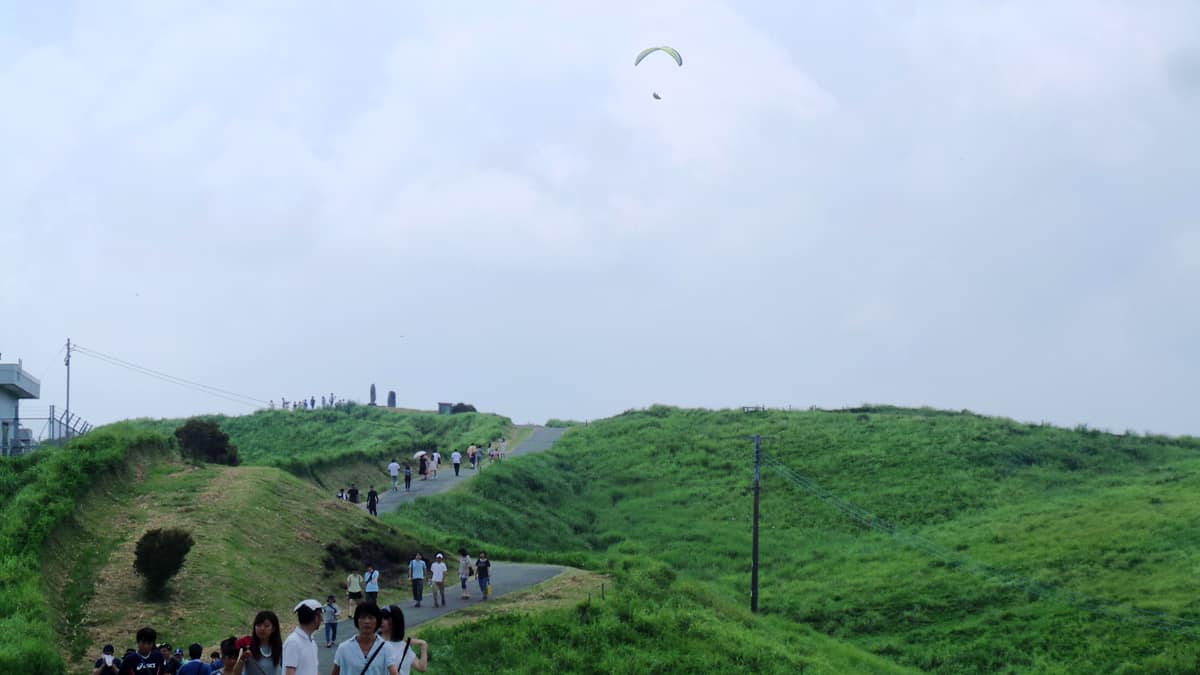 Top 10 Kyūshū : le mont Daikanbo face à Asi