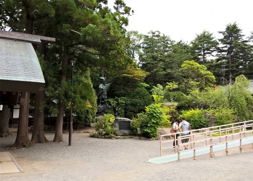 Sanctuaire Hokkaido Jingu dans le parc Maruyama de Sapporo, Hokkaido, Japon.