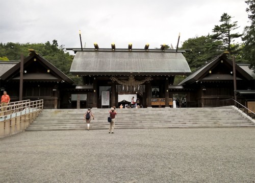 Sanctuaire Hokkaido Jingu dans le parc Maruyama de Sapporo, Hokkaido, Japon.