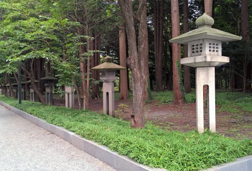 Sanctuaire Hokkaido Jingu dans le parc Maruyama de Sapporo, Hokkaido, Japon.