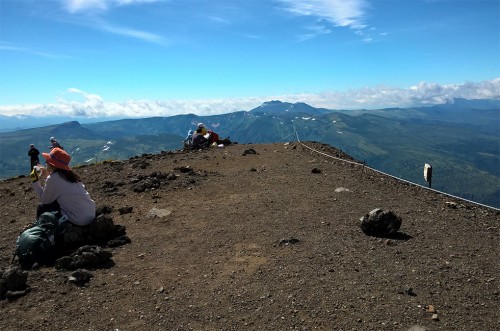 Sommet de la montagne Asahidake, parc Daizetsuzan, Hokkaido, Japon.