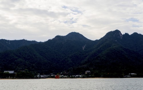 Vue du Matsudai Ferry pour se rendre d'Hiroshima à Miyajima.