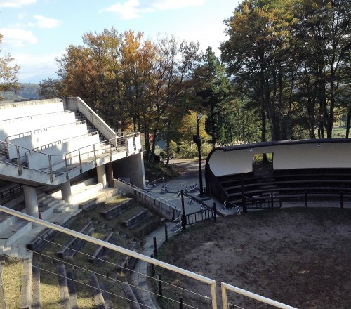 Arène du joli village rural de Yamakoshi, Japon.