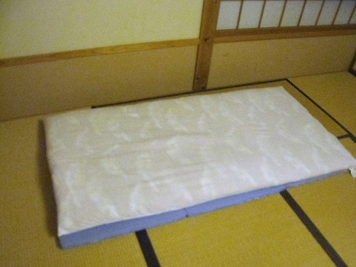 Chambre d'un minshuku Yamakoshi, Niigata, Japon.