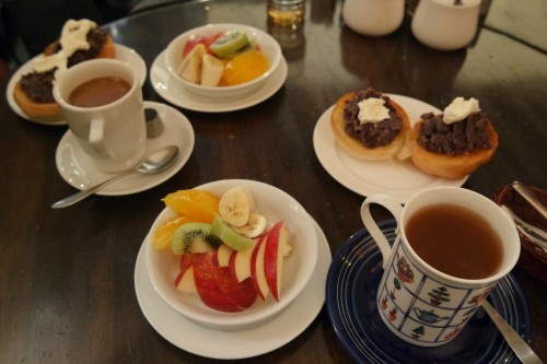 Le morning service façon Kako café, dans un kissaten à Nagoya