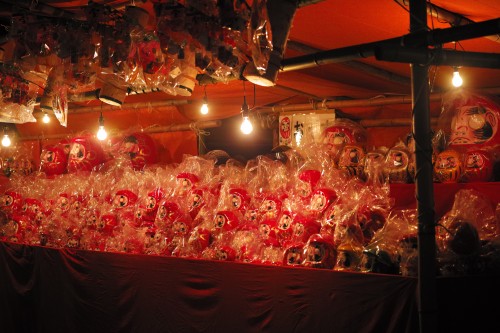 Stands de Daruma au Festival du Daruma, Yoshiwara, Shizuoka
