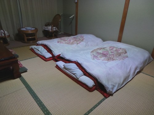 Ryokan Fujiya, sur le bord du lac Hamana-ko, Kanzenji onsen, Shizuoka.