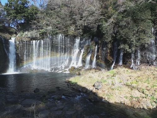 Cascade Shiraito près du mont Fuji dans la ville de Fujinomiya, Shizuoka, Japon.