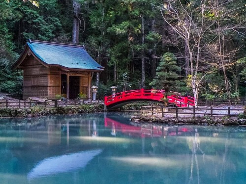 Soba, dango et visite du sanctuaire Okuni Jinja, le “petit Kyoto” d’Enshu