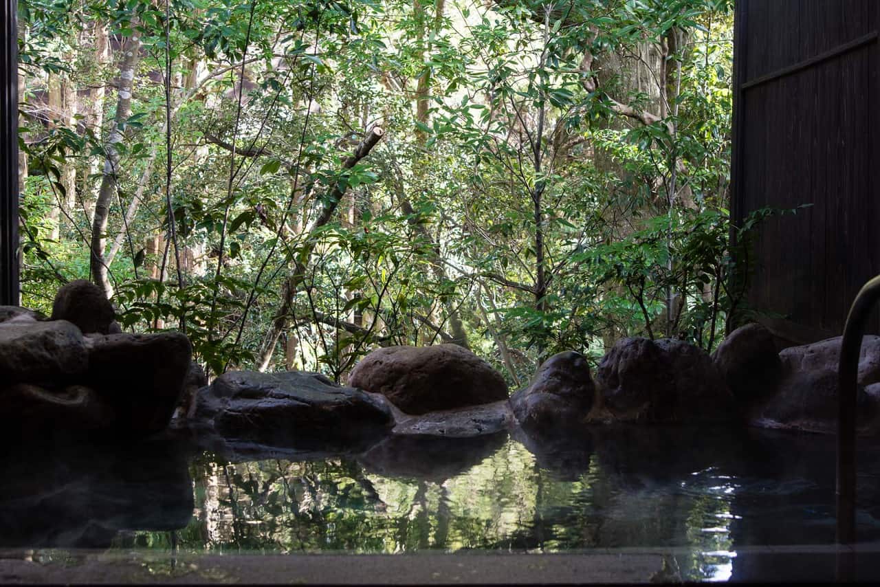 Le onsen privé d' Hakone Yuryo à Kakone, tout près de Tokyo