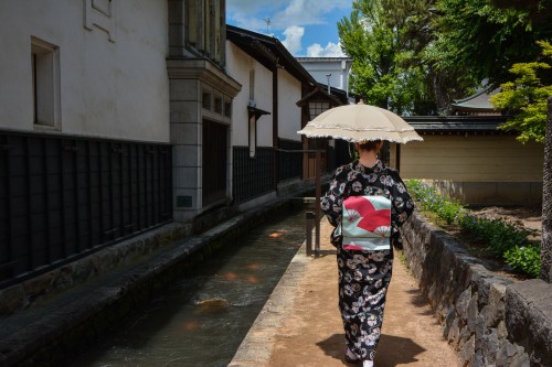 Le canal Setogawa dans Hida Furukawa, Gifu