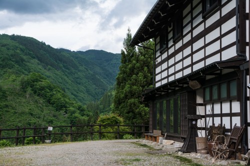 Tanekura Inn, un hôtel en plein dans la nature et les rizières tout près de Hida Furukawa, Gifu