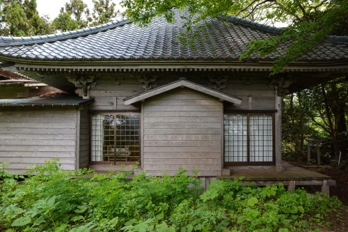 Le temple Hakogata Hachimangu Shaso à Gatsugi dans la préfécture de Niigata