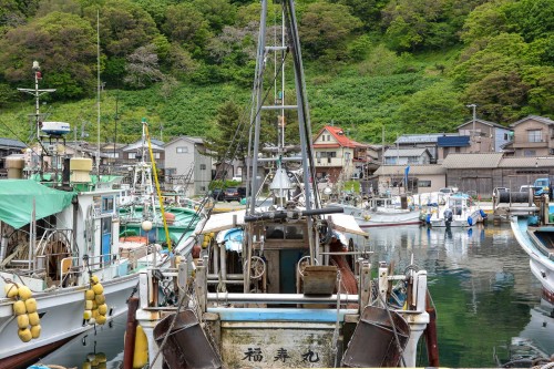 Le port de pêche de Neya proche de Gatsugi dans la préfecture de Niigata