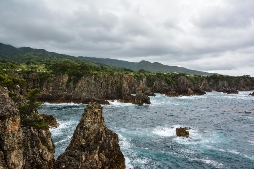 Senkakuwan Bay, un des plus beaux paysages naturels de l'île de Sado dans la préfecture de Niigata