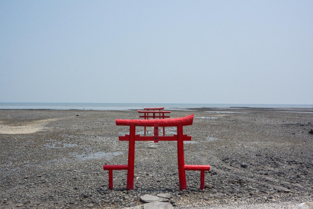 Le mystérieux Torii, Kaichu Torii dans la mer à Tara dans la préfecture de Saga