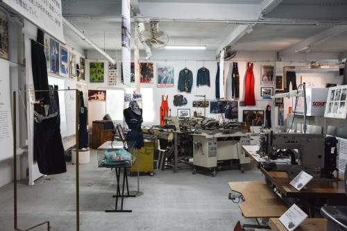 Visite du musée du jeans à Kojima, berceau du denim japonais, Okayama, Japon