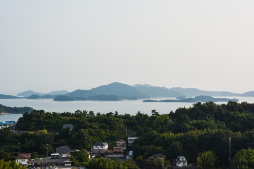 Lhôtel Washu Highland Hotel avec vue sur la mer intérieure de Seto à Kurashiki, Okayama, Japon 