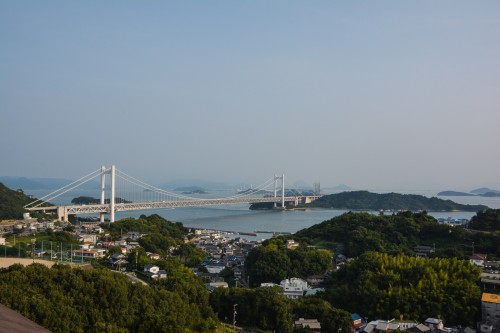 Lhôtel Washu Highland Hotel avec vue sur la mer intérieure de Seto à Kurashiki, Okayama, Japon 