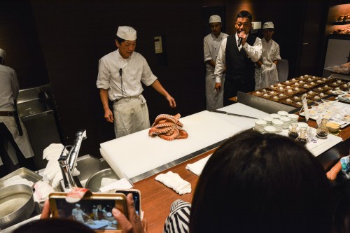 Lhôtel Washu Highland Hotel avec vue sur la mer intérieure de Seto à Kurashiki, Okayama, Japon 