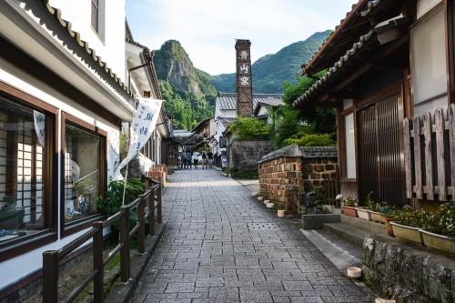 Le festival des clochettes à vent dans le village de potiers Okawachiyama, Imari