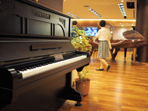 Pianos Yamaha
