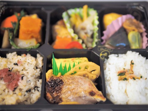 Ekiben, bento, train, gare, streetfood, Japon