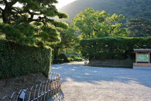 Le jardin Risturin à Takamatsu dans la préfecture de Kagawa au Japon