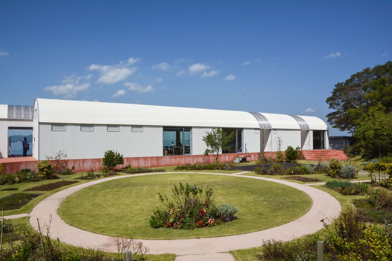 Umi no restaurant sur l'île de Teshima au Japon