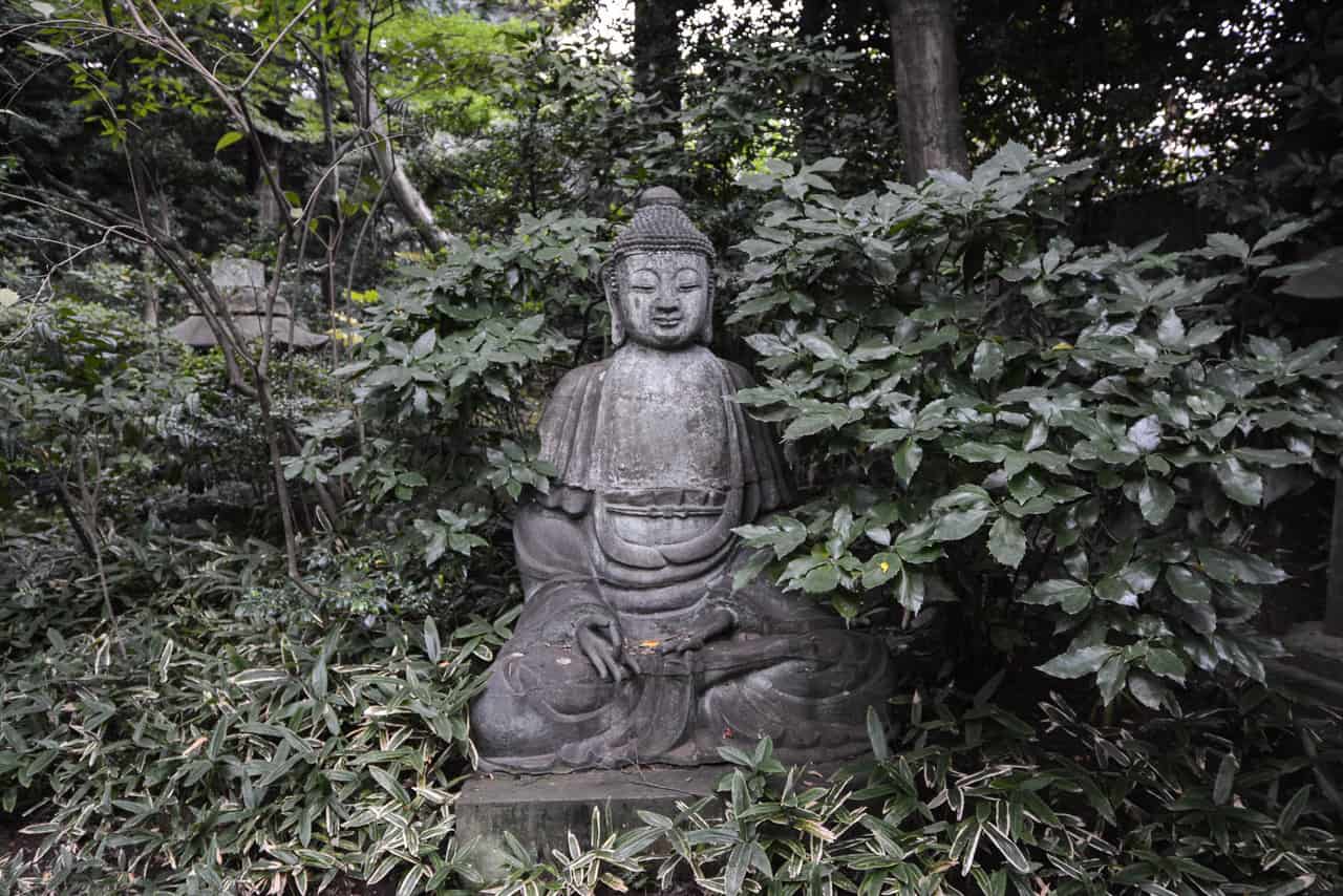 Le musée Nezu de Kengo Kuma, caché dans le quartier d'Omotesendo à Tokyo