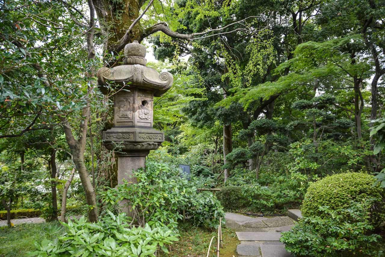 Le musée Nezu de Kengo Kuma, caché dans le quartier d'Omotesendo à Tokyo