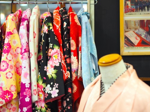 Yutoku Inari en kimono, saga, kyushu, obi, sanctuaire