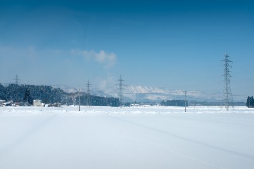 Trains dans la neige, Tohoku, Yonezawa, Japon